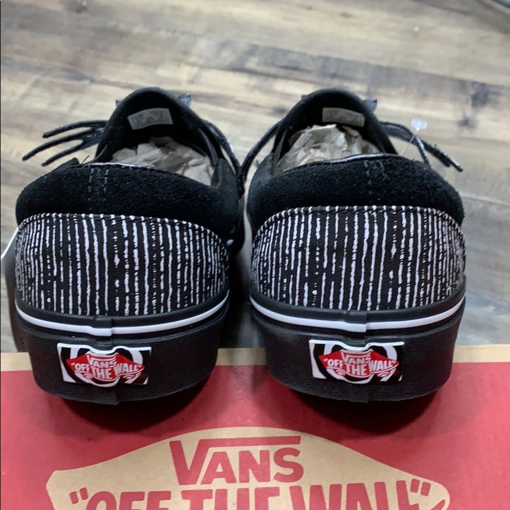 VANS CLASSIC SLIP-ON DISNEY Jack/Nightmare - Picture 5 of 15